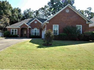 27 Rosaires Way, Little Rock, AR 72223
