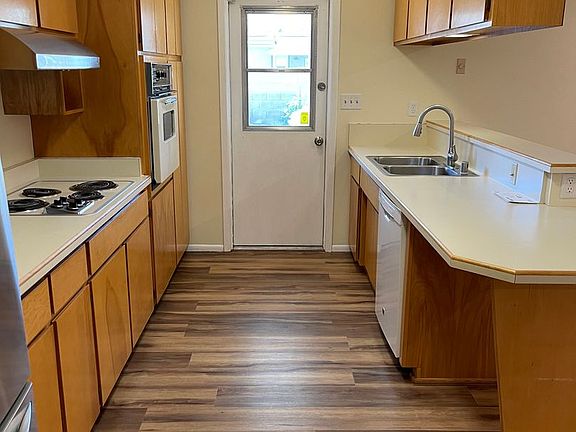 5th image of 1521 E Verlea Dr