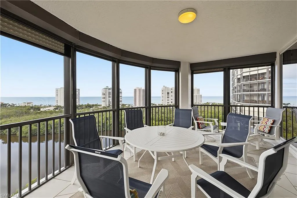 2 bed, 3.0 bath, 2610 sqft, $24,000 — Photo 4