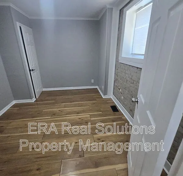 361 S Harris Ave #A — Photo 12