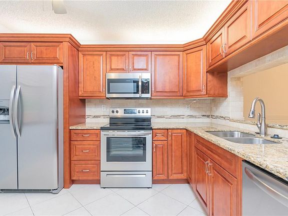 2nd image of 4134 Carambola Creek #H306
