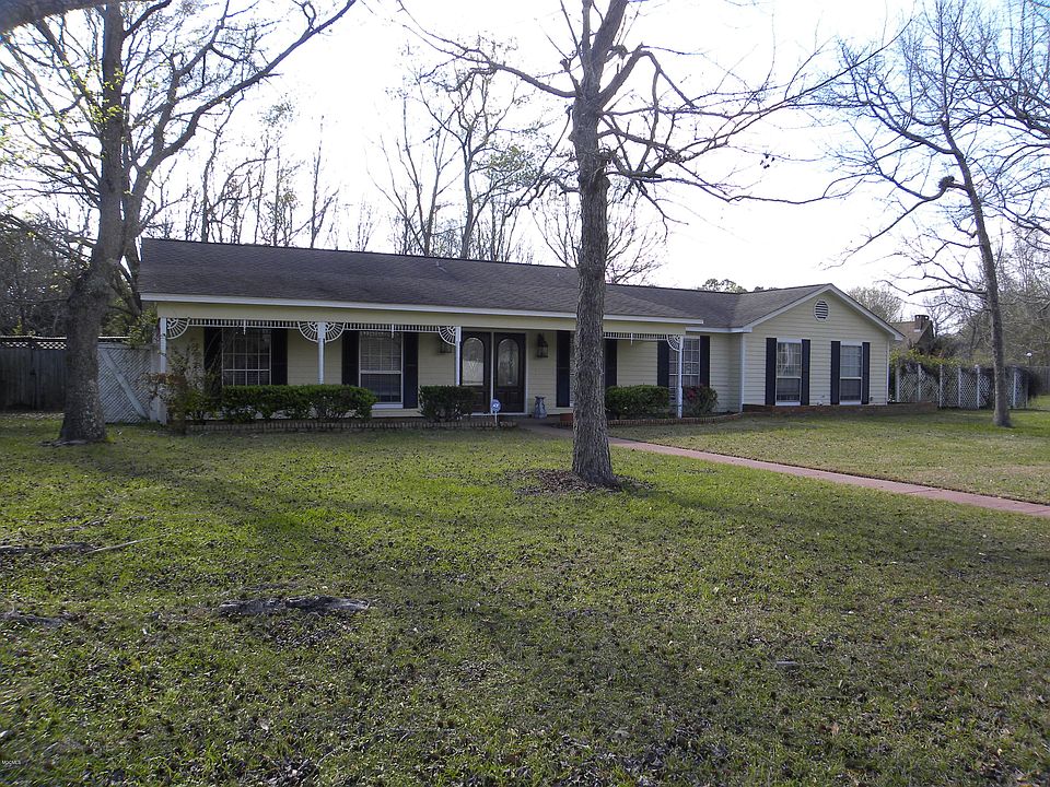 1st image of 1901 Lamotte Dr