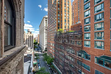 Rented by Barkoff Residential 