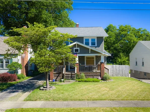 1564 Cascade Dr, Youngstown, OH 44511