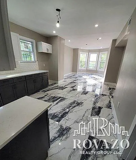 97 Clifton Ave #3A — Photo 2
