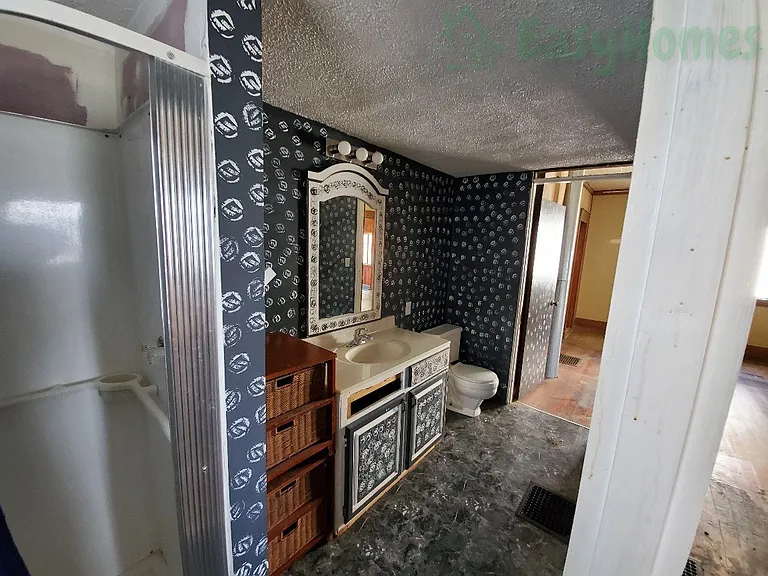 824 S 6th St — Photo 12