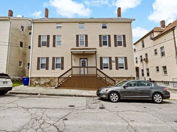 43 Crawford St, Fall River, MA 02724
