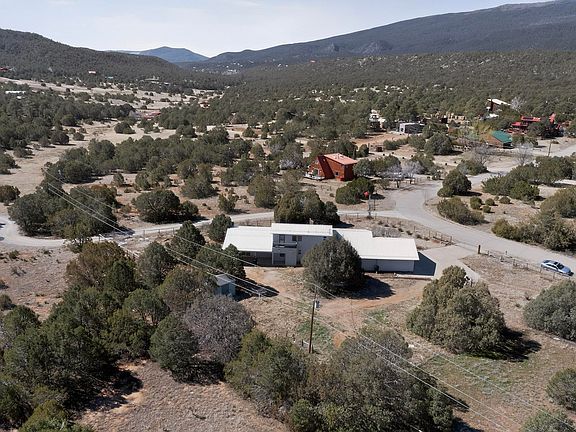 3rd image of 26 Juniper Hill Loop