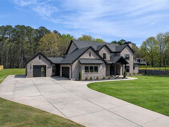 4th image of 3403 Bold Springs Rd NW