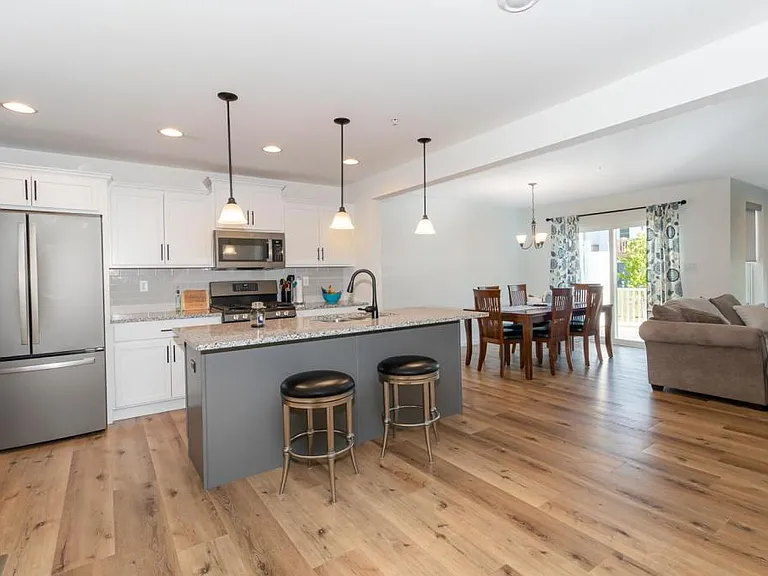 4110 Orrs Town Ct — Photo 4