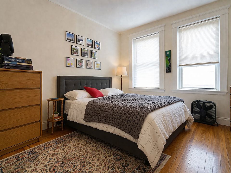 1st image of 17 Orkney Rd #44