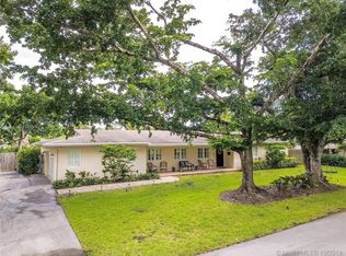 9405 SW 92nd St, Miami, FL 33176