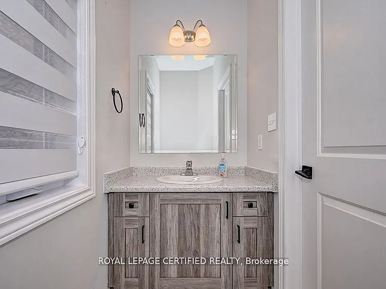 54 Pondcliffe Dr — Photo 16