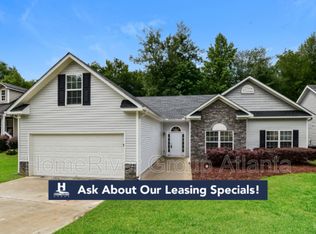 4423 Prather Pass Dr, Loganville, GA 30052
