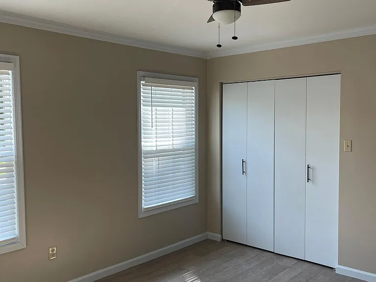 1302 Santa Fe Cir #1302 — Photo 8
