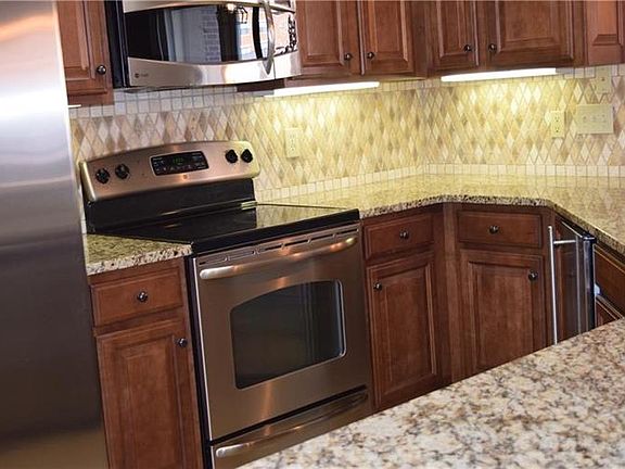 2nd image of 234 W Magnolia Ave APT 214