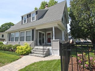 527 Stevens St, Lowell, MA 01851