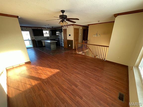 5th image of 5129 Stacey Dr