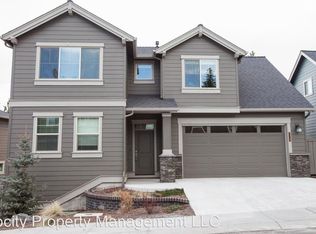 2360 NW Debron Ln, Bend, OR 97703