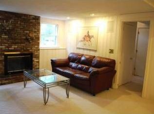 36 Burlington Rd, Bedford, MA 01730