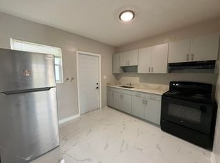 832 NW 10th St APT 2, Hallandale Beach, FL 33009