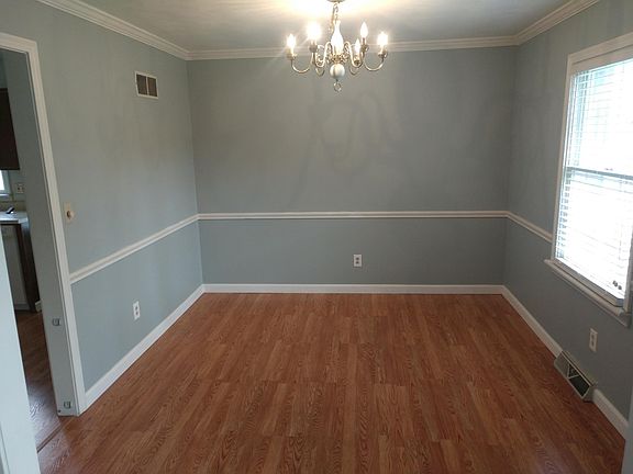4th image of 270 Talsman Dr Unit 2