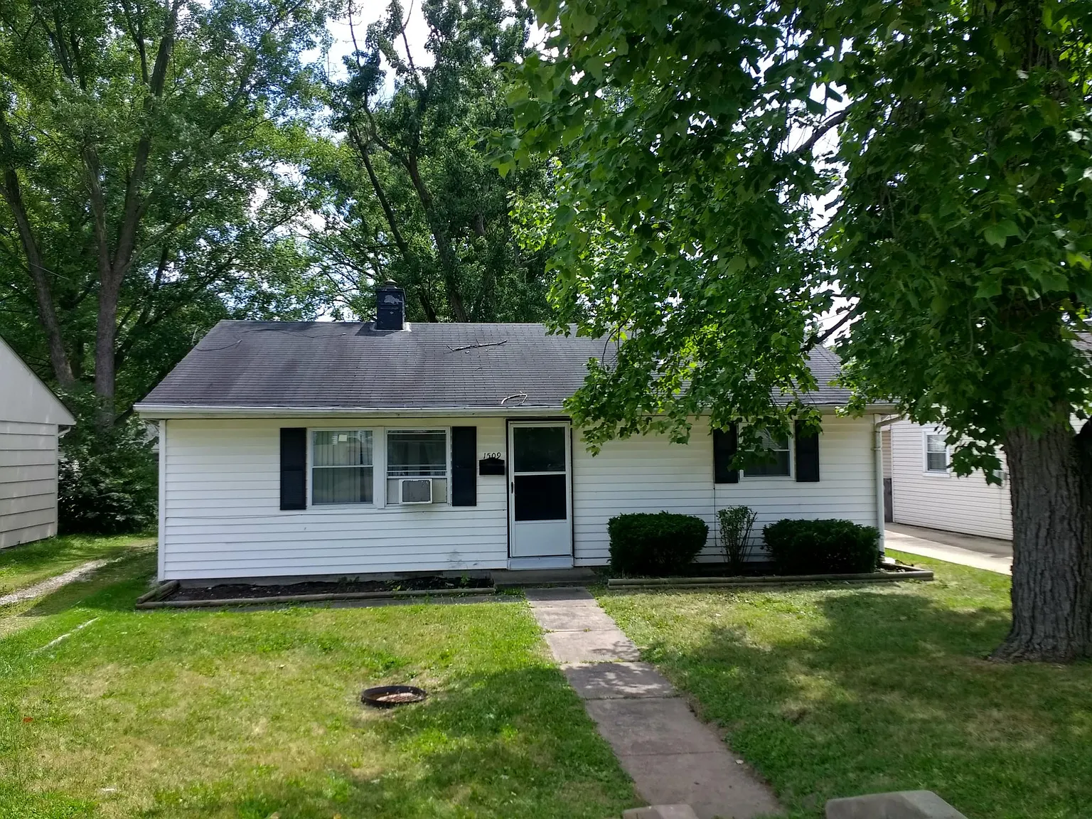 1509 Thalia Ave photo 1