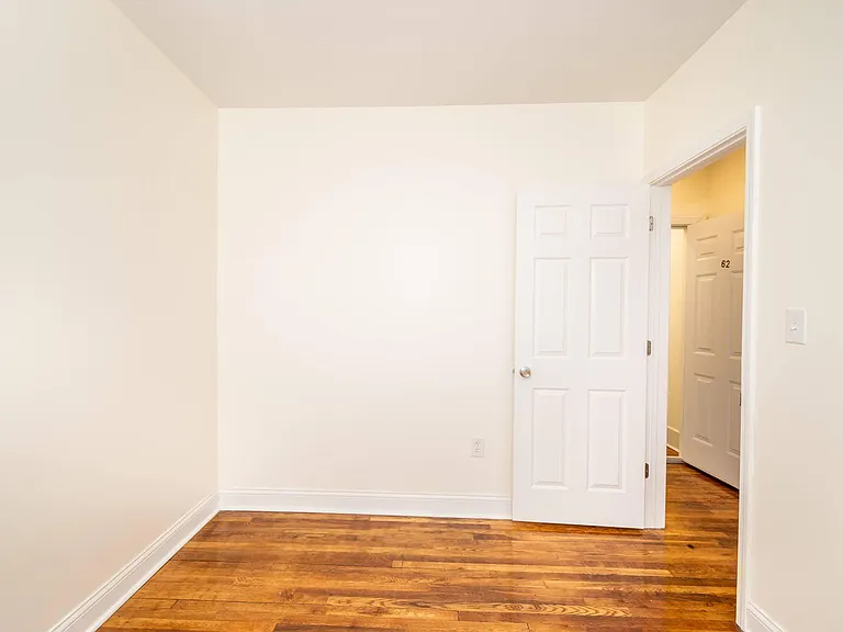 9360 E Forest Ave — Photo 14