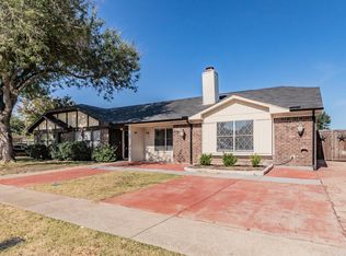 2924 Post Oak Dr, Euless, TX 76039