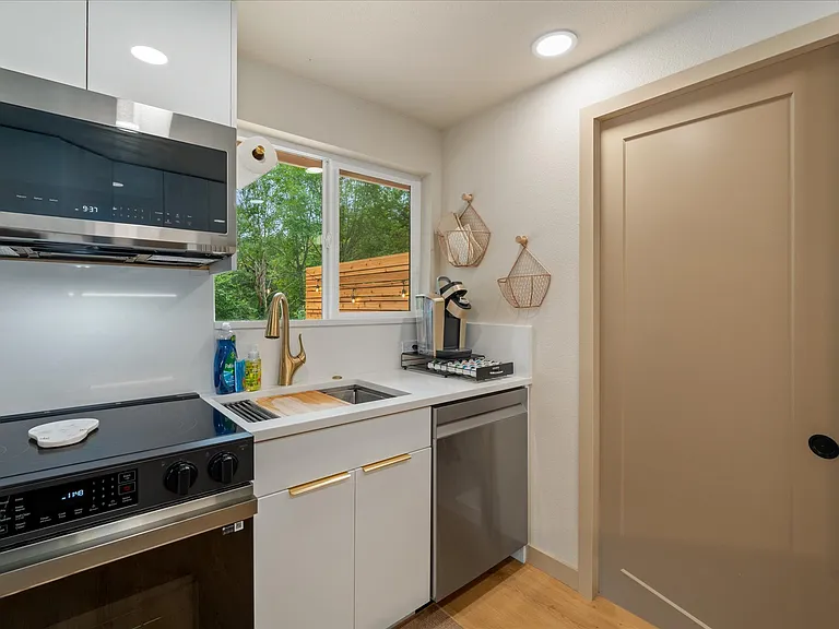 19225 Forest Park Dr NE — Photo 14