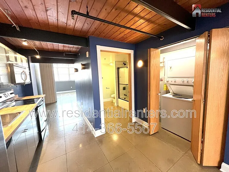 3059 N Weil St #104 — Photo 8
