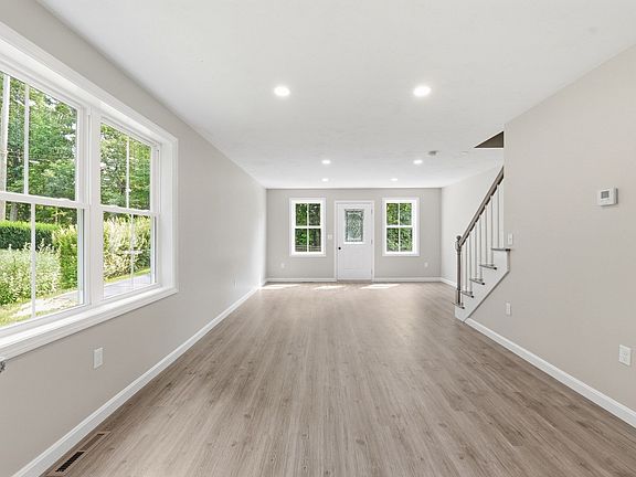 5th image of 71 Pine St #B