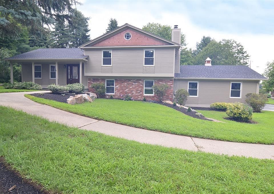 1st image of 36 Hill Dr