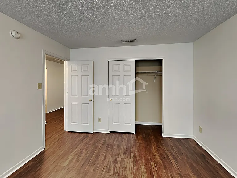 2322 Bristol Dr — Photo 17