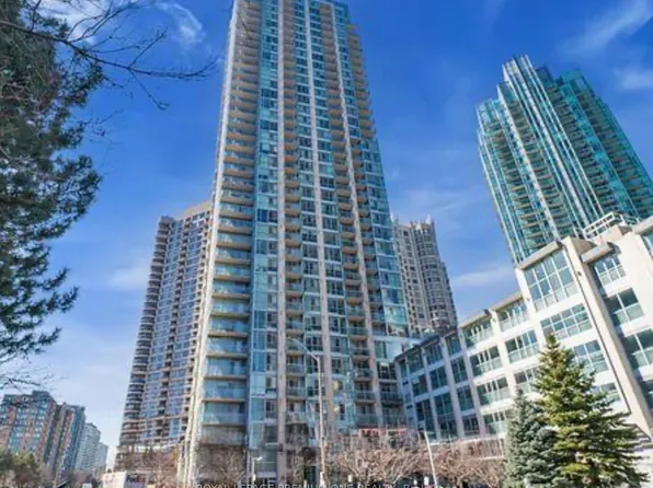 225 Webb Dr, Mississauga, ON