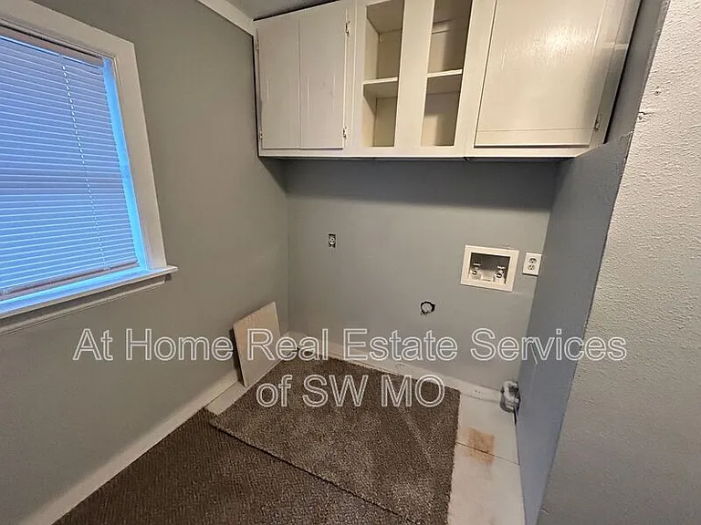 729 E Garfield St — Photo 7