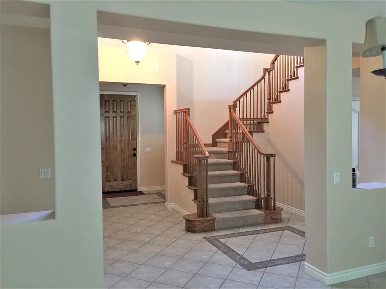 1396 S Creekside Dr S — Photo 6