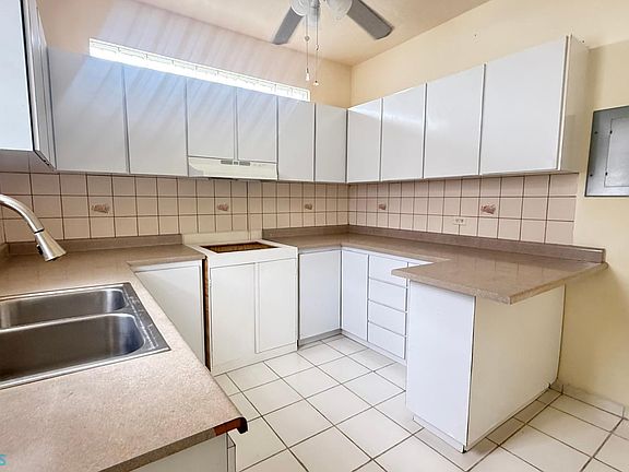 5th image of S29 Villas Del Rio Calle Bambu