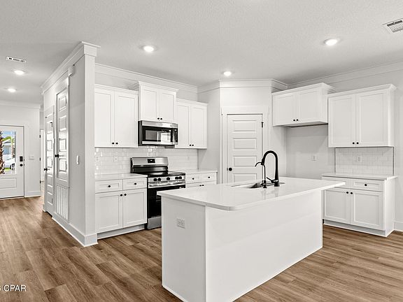 2nd image of 242 Dama Del Mar Way