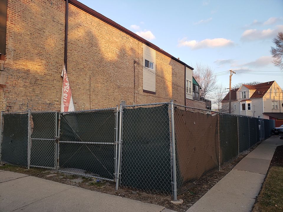 2nd image of 4797 S Archer Ave