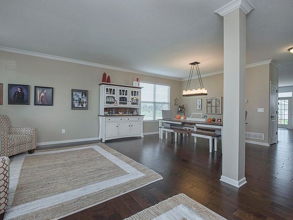 3rd image of 11164 Keswick Ct