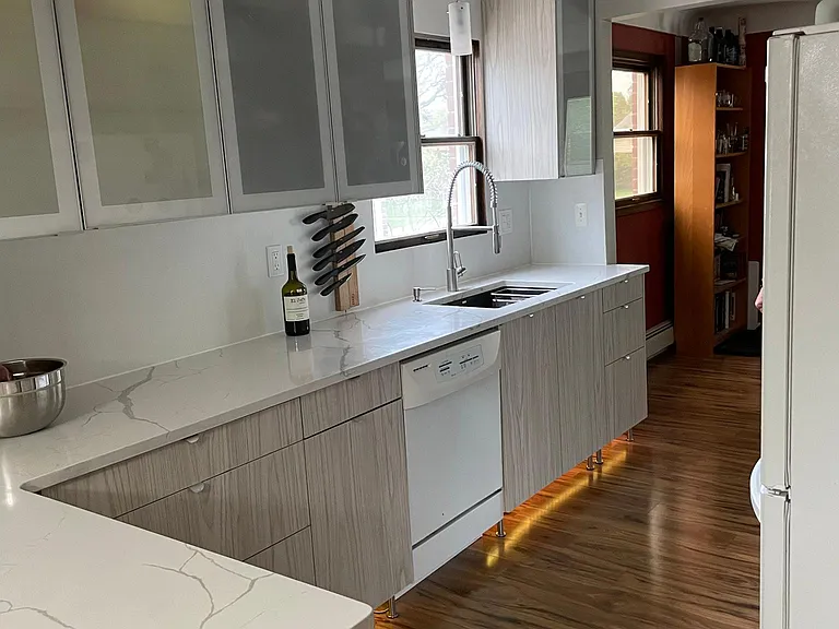 3006 Maplewood Ave — Photo 3