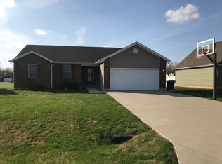 1517 Riverbend Dr, Connersville, IN 47331