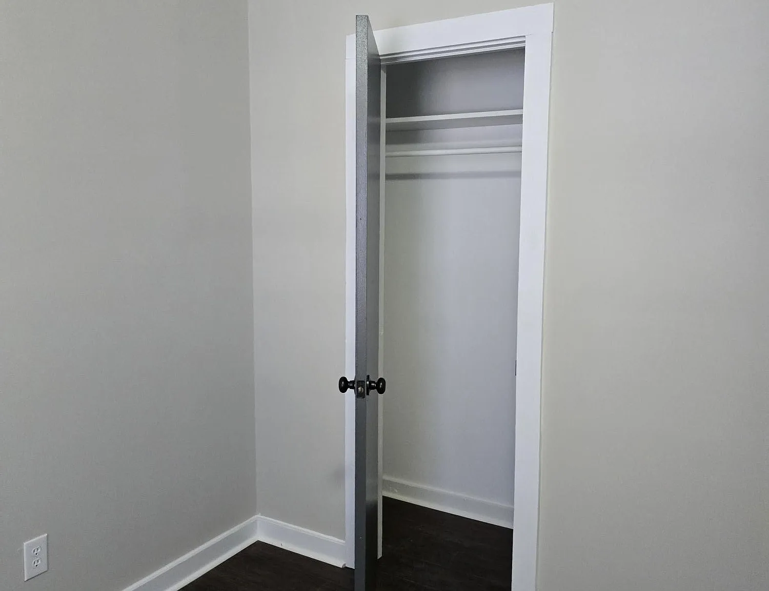 2 bed, 900 sqft, $995 — Photo 3