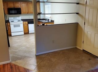 2340 King St APT B, Colorado Springs, CO 80904