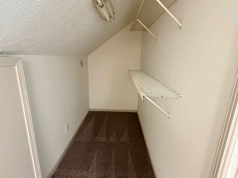 761 Jennings Ct — Photo 21