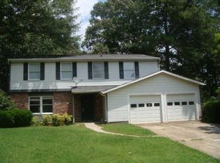 450 Roswell Farms Rd, Roswell, GA 30075