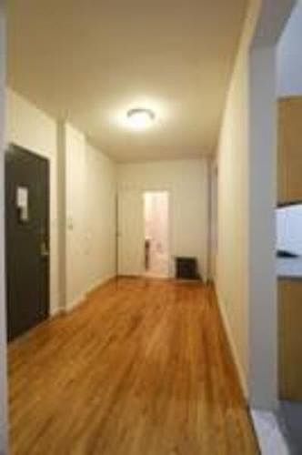 2nd image of 460 W 41st St