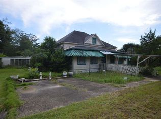 6913 Olsen St, Milton, FL 32583