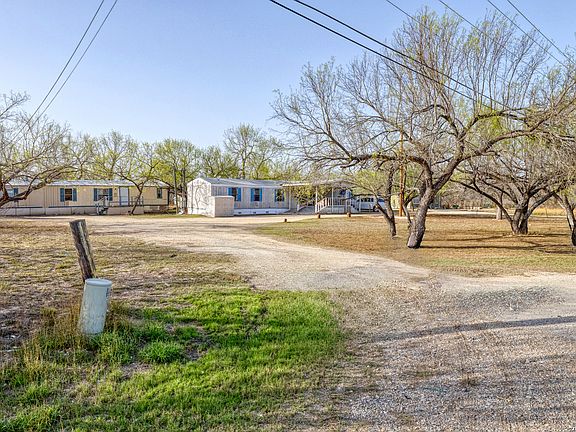 4th image of 2806 S Us Highway 83